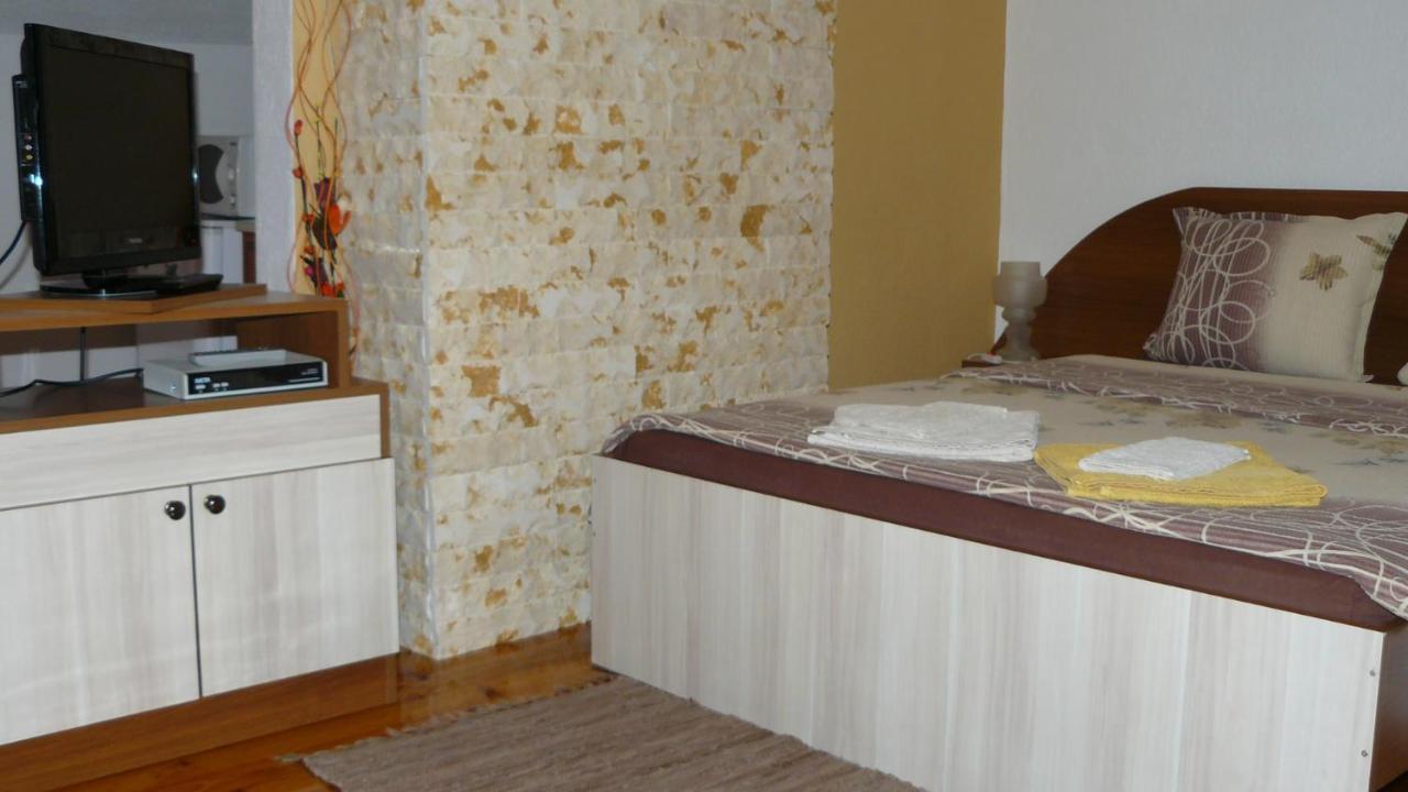 Geto Apartment Belogradchik Eksteriør billede